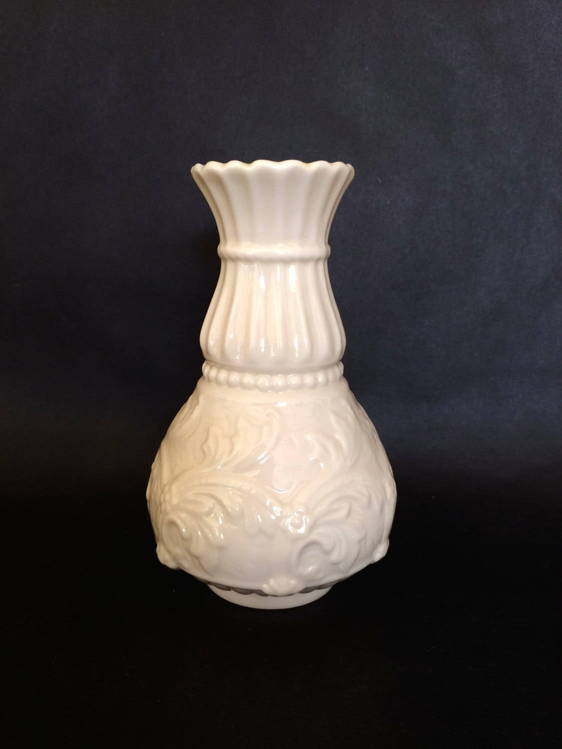 Belleek China Vase Acanthus Leaf Blossom Irish