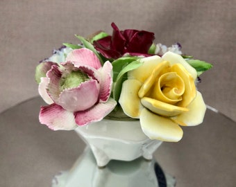Royal Doulton Bone China Flower Posy, Vintage 3D Floral Bouquet in White Four-Footed Pot