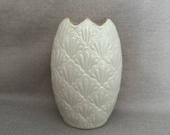 LENOX Bone CHINA 6 1/2" Tall VASE from the Jacquard Collection With Embossed Sea Shell Designs & Scalloped Top Edges Home Accent Gift