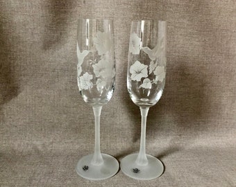 Pair TALL Hummingbird Champagne Toasting FLUTES Frosted Stems Avon for Wedding or Engagement Celebration Wine Glasses Couples Gift