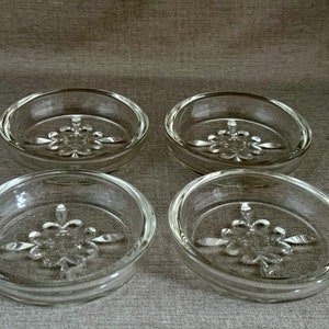 SET of 4 Hazel Atlas Mid Century American Collectible Fleur De Lis Clear GLASS COASTERS Collectible Home and Entertaining Gift image 1