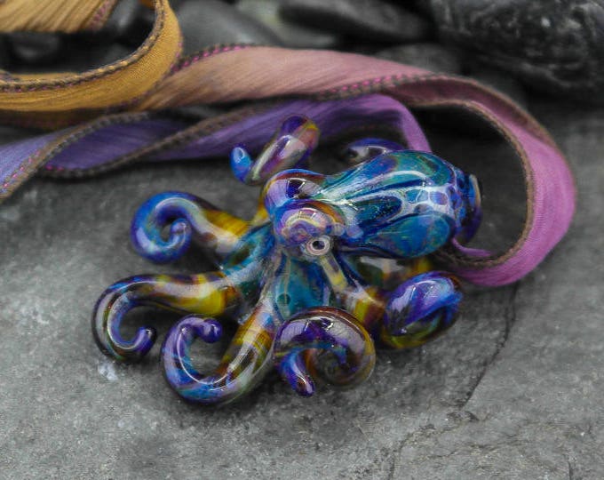 The Tiny Silver Flame Kraken Collectible Wearable  Boro Glass Octopus Necklace / Sculpture - Made to Order