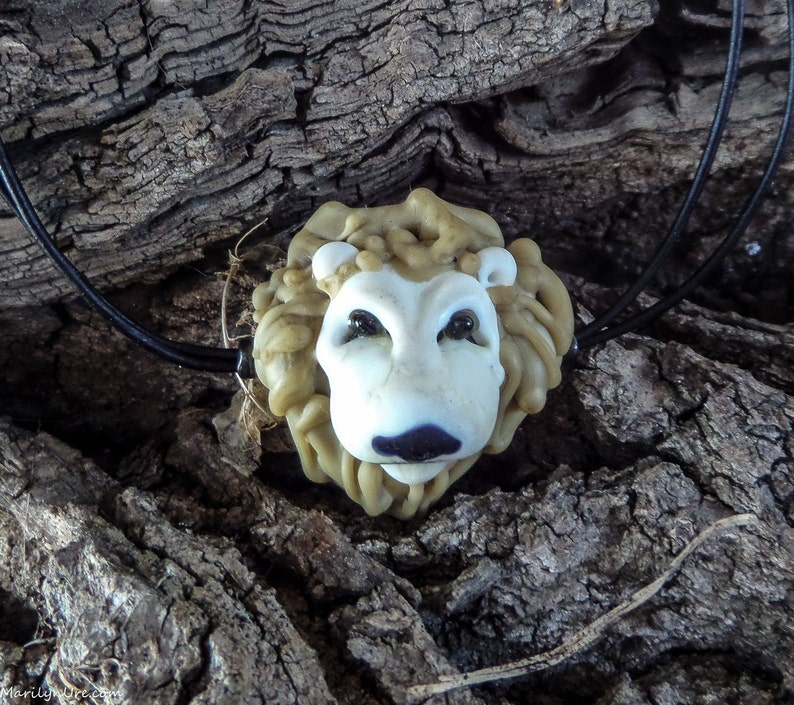 Italian Glass Handmade Lampwork Lion Heart Bead Necklace The Little Lion