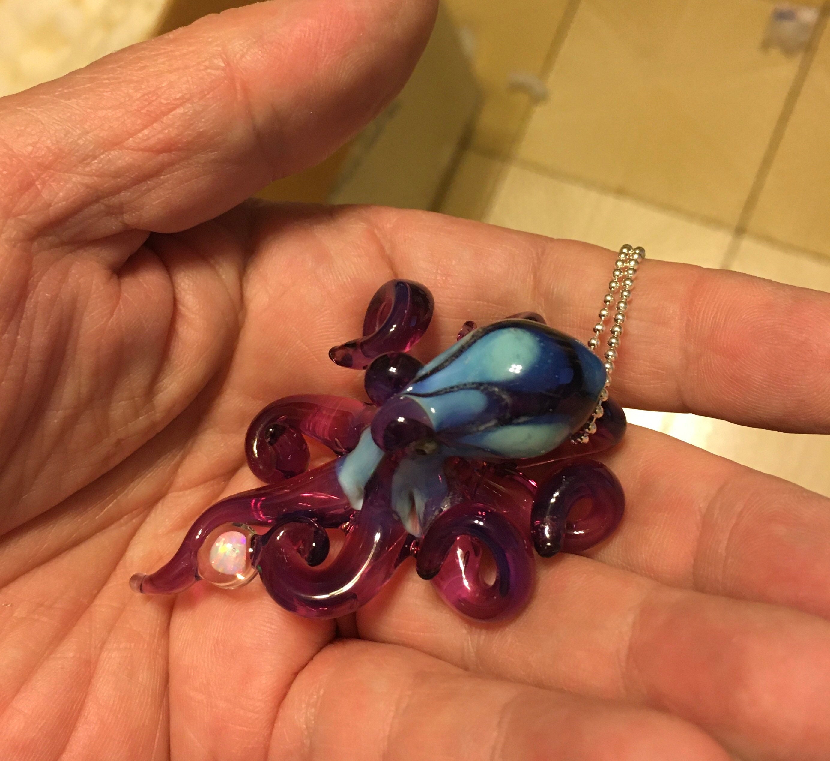 Calypso/'s Rein Kracken Collectible Wearable Boro Glass Octopus Necklace Sculpture