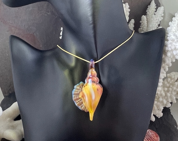 Boro Glass Seashell Pendant in rust and blue