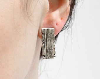 Stud bar earrings, simple hammered earrings, minimal earrings silver