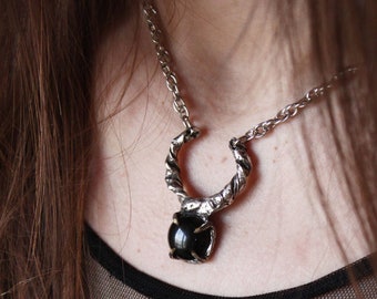 Gothic wreath necklace silver, horseshoe necklace, lucky petal necklace, onyx crystal necklace, witch jewelry