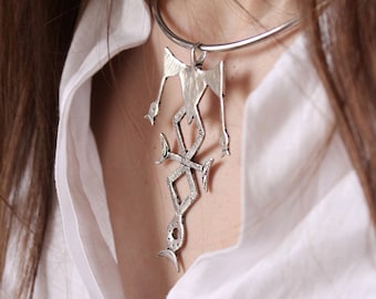 Statement abstract choker necklace silver, witch choker