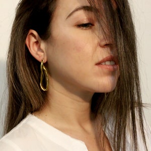 Statement earrings gold, swirl earrings, abstract twist earrings, sculptural earrings image 3