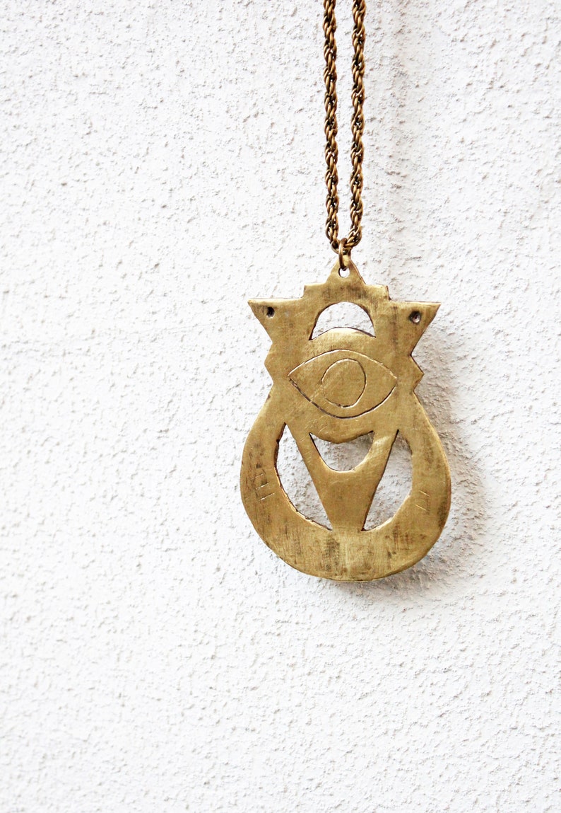 Statement eye necklace, witch charm necklace, celestial jewelry image 7