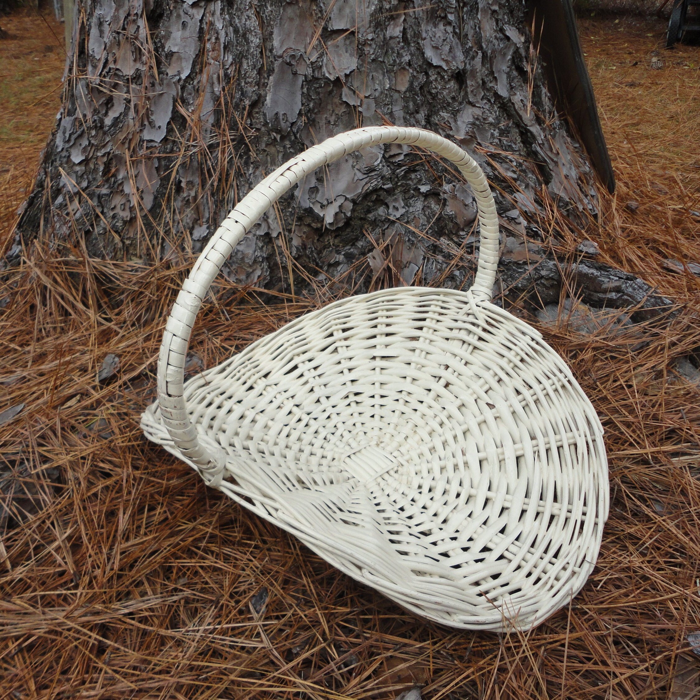 Large white vintage flower basket flat basket with handle