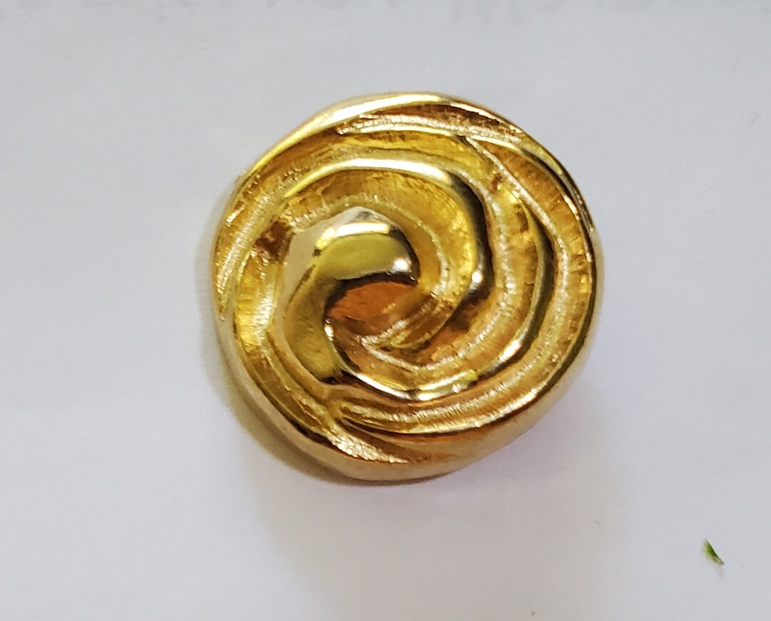 Vintage Gold Metal Snake Spiral Shank Buttons: 36L - 7/8