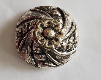 9 Metal Dome Swirl Antique Silver Shank Vintage Buttons 36L-7/8"-22mm (B339C)