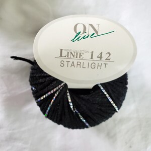 ONline Linie 142 Starlight Schwarz mit Irisierenden Stückchen 4 Knäuel (Y107)