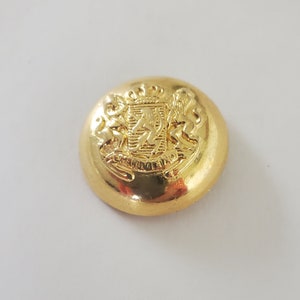 Round Metal Gold Color Slight Dome Lion Crest Design Shank Back Vintage Buttons 24L - 5/8" - 16mm Crafts Sewing Jewelry Knit (B367)