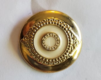 12 Round Plastic Gold Color Ecru Enamel Ring - Shank Back Vintage Buttons 32L - 13/16 - 20mm Crafts Jewelry Clothes Knit Sewing (B268)