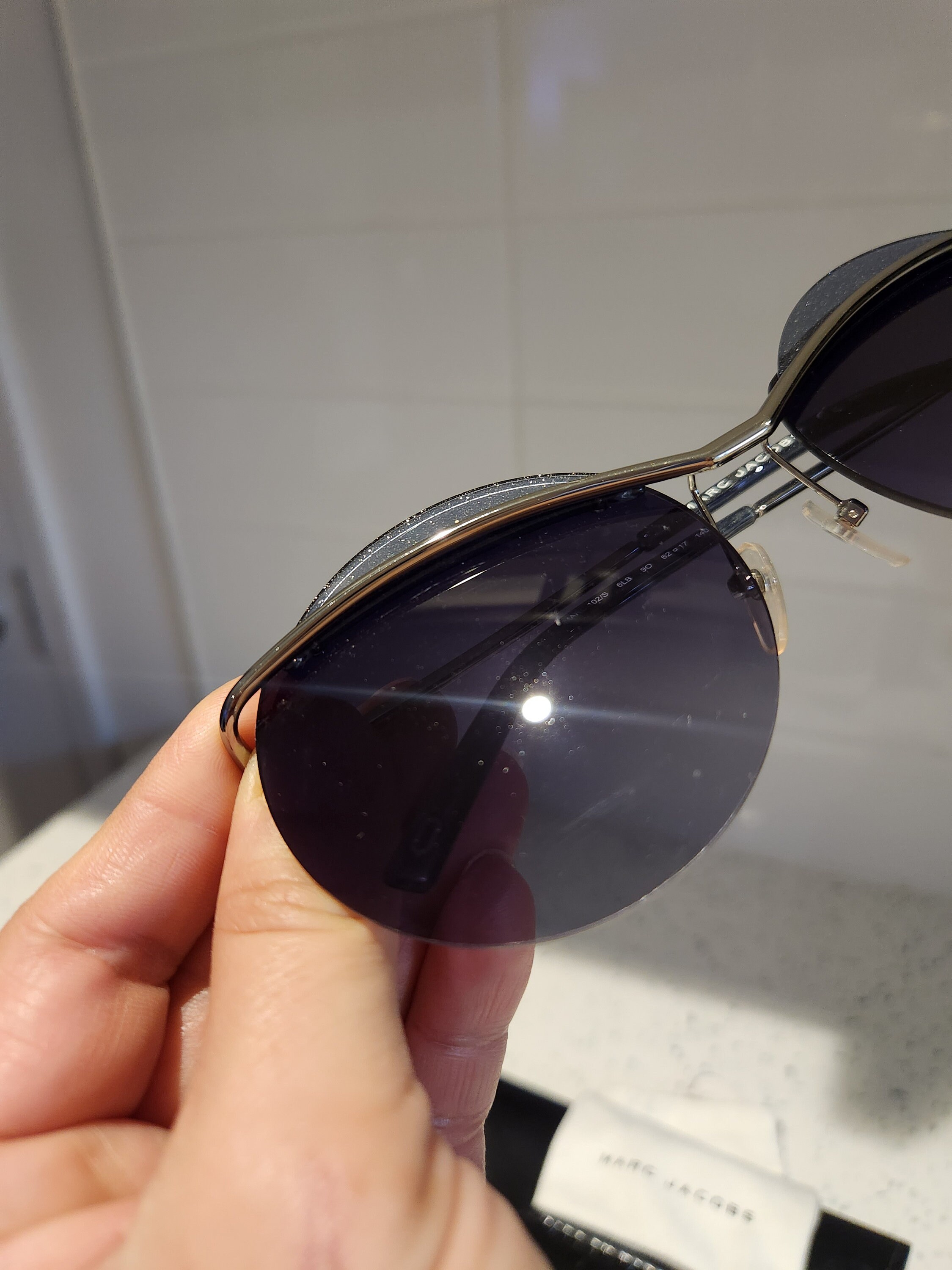 Marc Jacobs ラウントフレムサンクラス MARC102S 6LB il_1080xN.5917036928_pmma.jpg