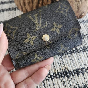 Louis Vuitton 6 Rings Key Case Holder Brown Monogram UNISEX