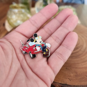 Mickey mouse collectable pin