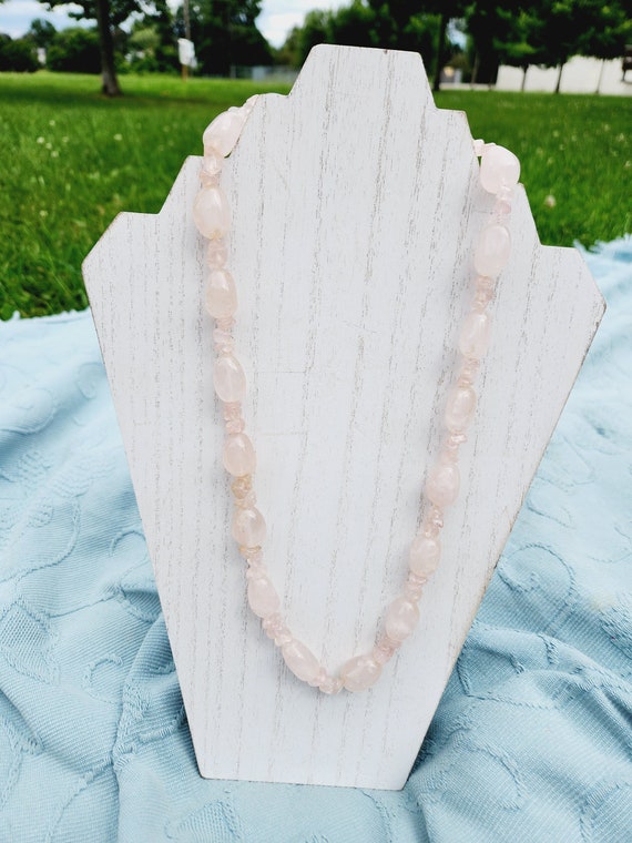 Collier à breloques bleues - France