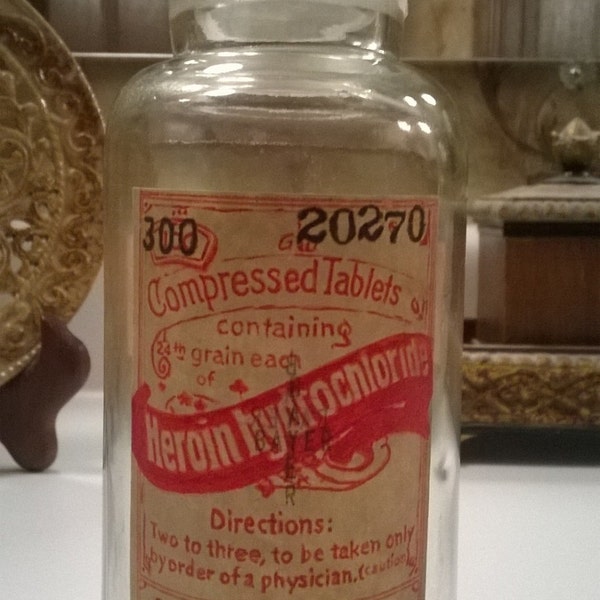 Rare, Antique, Bayer Heroin, 300 Tablet, Ground Glass Stopper Bottle. circa 1898