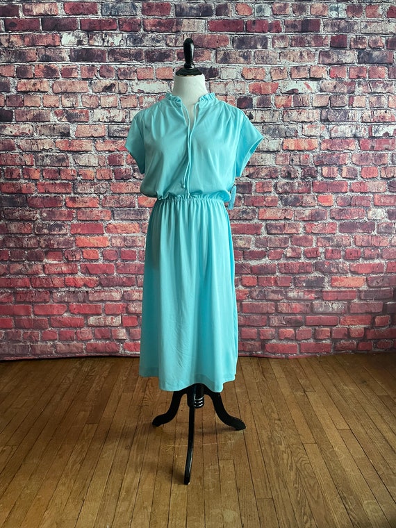 Vintage 1970s Blue Dress | Pastel Day Dress | Eas… - image 10