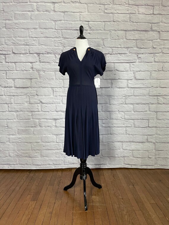 1940s secretary clearance outfit
