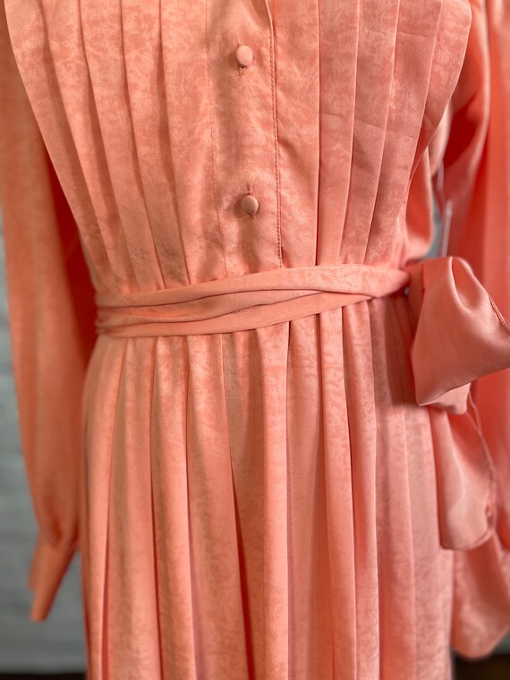 Vintage 1980s Peach Pleated Dress | Simple Casual… - image 5