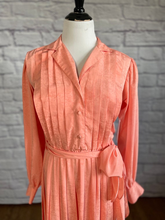 Vintage 1980s Peach Pleated Dress | Simple Casual… - image 7