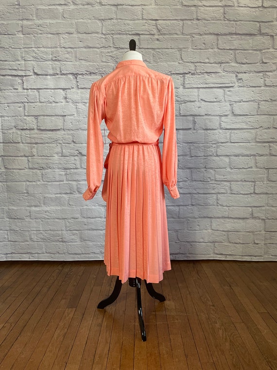 Vintage 1980s Peach Pleated Dress | Simple Casual… - image 4