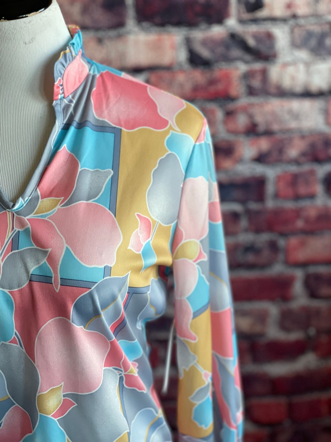 Vintage 1980s Pastel Floral Top Ruffle Botanical Blouse Multicolor