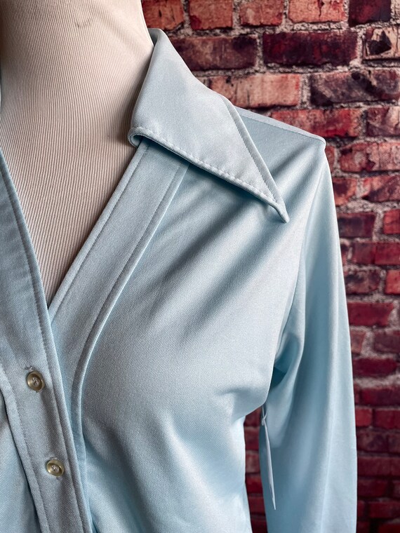 Vintage 1970s Light Blue Blouse | Button up Top |… - image 3