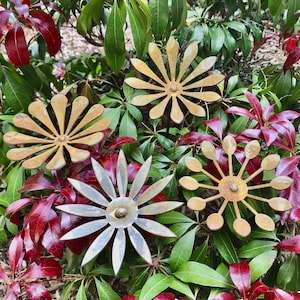 Metal Flowers Set - Garden Art