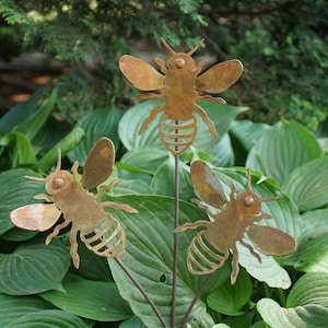 Metal Bumble Bee Set - Garden Art