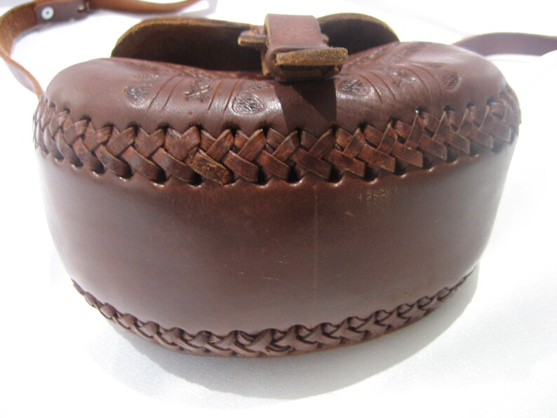 Vintage Artistic Leather Spliced Embroidery Crossbody Bag main image 1