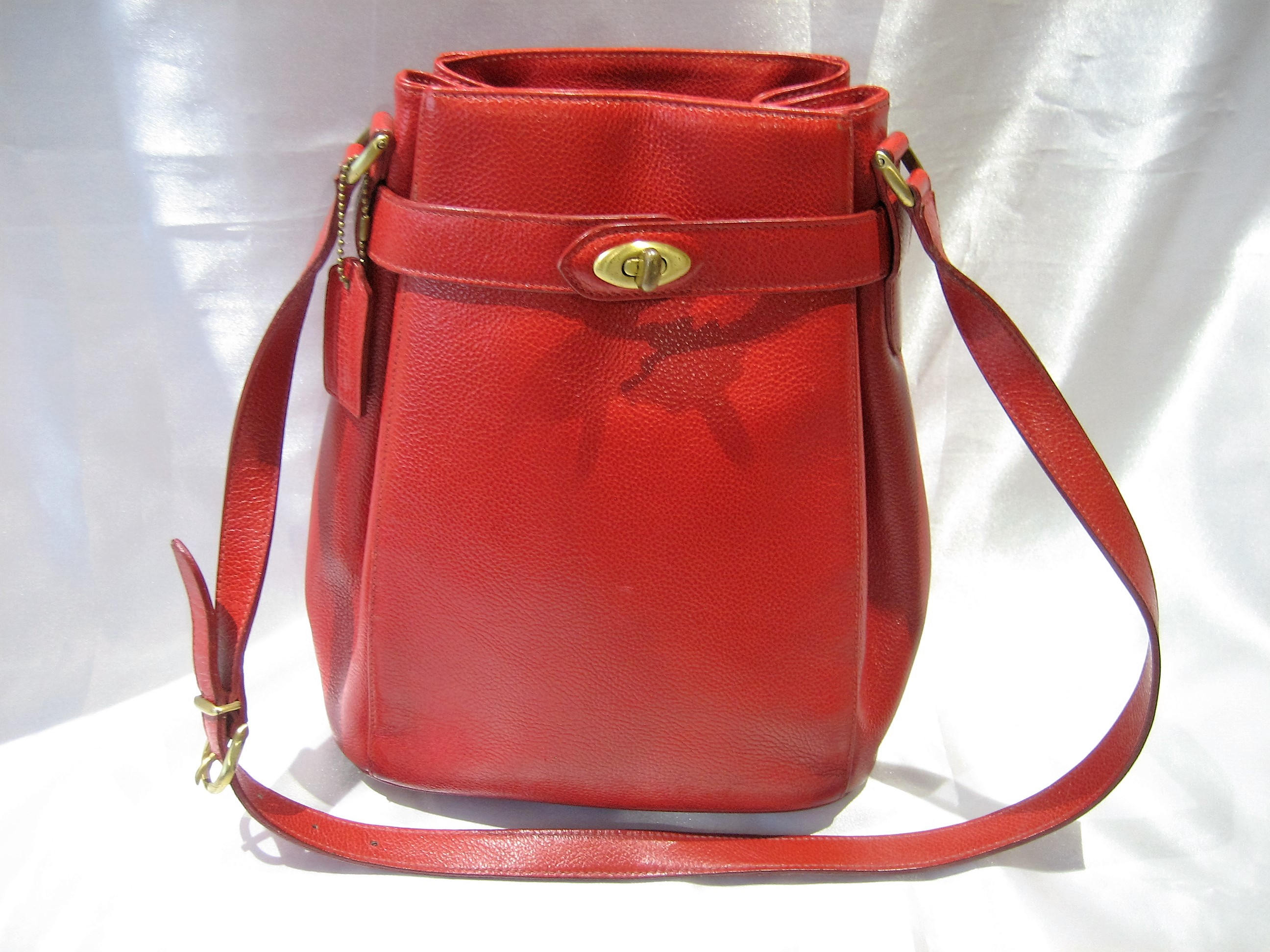 Vintage Coach Becket Shoulder Bag Red