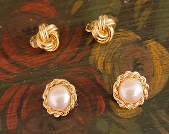 VINTAGE Designer Mabe Glass Pearl and Gold Knot Clip On Back Unpierced Earrings