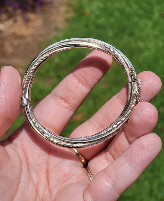 VINTAGE Sterling Silver Twist Twisted Bangle Hing… - image 3