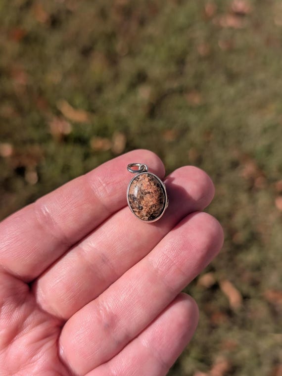 ANTIQUE Solid Sterling Silver Stone Egg Locket: A… - image 5