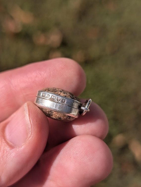 ANTIQUE Solid Sterling Silver Stone Egg Locket: A… - image 4
