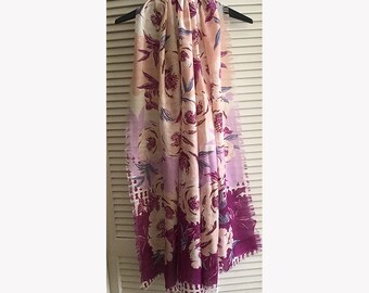 Cashmere and Silk Scarf/Wrap Mauves Gardenia Pattern