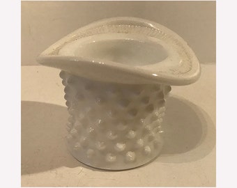 Vintage Hobnail Top Hat Planter Small Milk Glass Vase / Planter with Hobnail Stud Design Toothpick Holder / Barware / Tophat Vase
