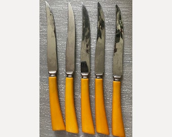 Vintage Steak Knives with Butterscotch Bakelite Handles and Stainless Steel Blades - Set of 5 Midcentury Knives