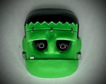 Cweepy Classic Horror Magnet "Fweenk"