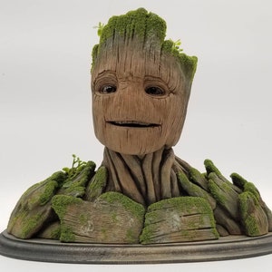 Groot 1:6 bust.  Hand sculpted resin cast