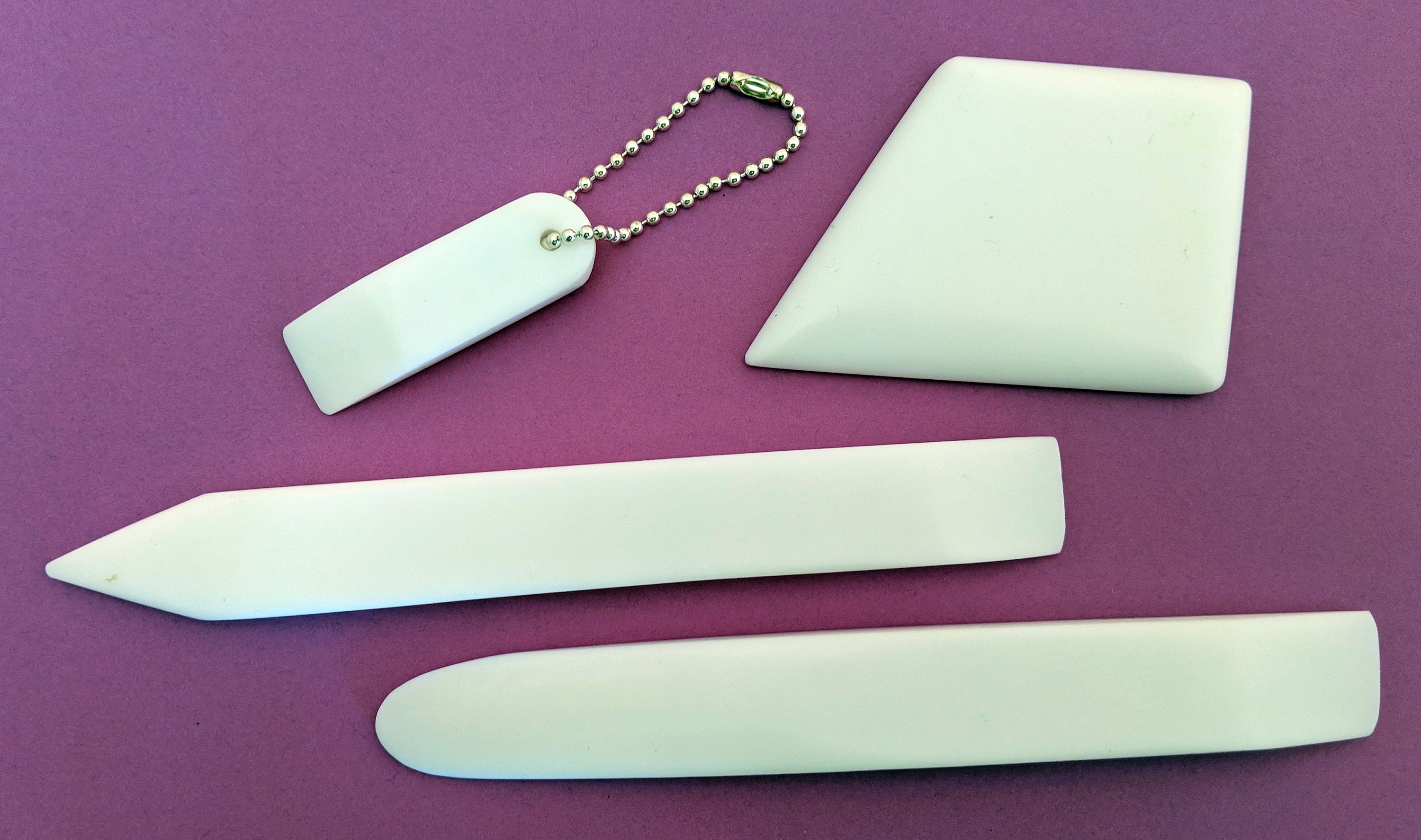 CrafTreat Teflon Bone Folder and Scoring Tool - Lifter - Paper Scorer for  Paper Crafting, Origami, Bookbinding, Scrapbooking - Leather Burnishing  Tool