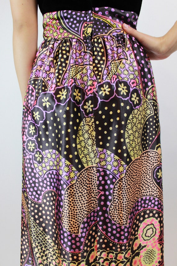 Vintage 1960s Psychedelic Print Satin Skirt Party… - image 6