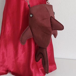 Bordeaux Baby Walhai Jeanstasche Tiere aus nachhaltigem recyceltem Jeansstoff