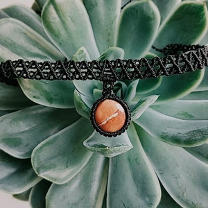 Gargantilha de macramê jaspe feita à mão: colar de pedras preciosas Boho