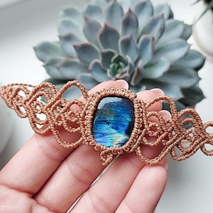 Handmade Macrame Choker: Labradorite Gemstone Necklace